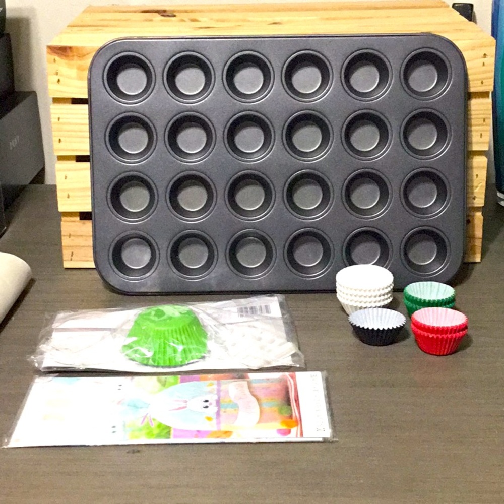 Assorted baking items